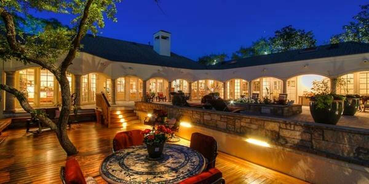Luxury homes in San Antonio