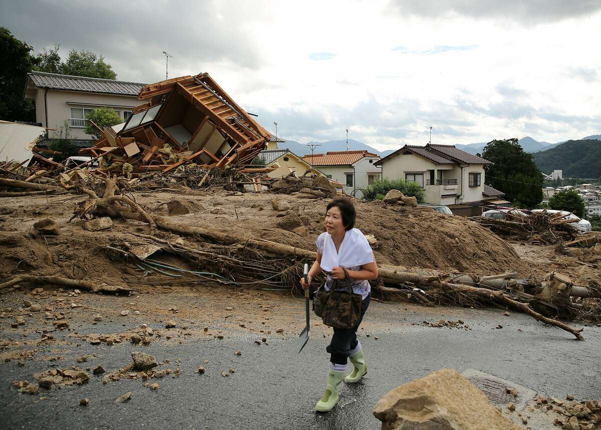 Dozens killed in Hiroshima landslides