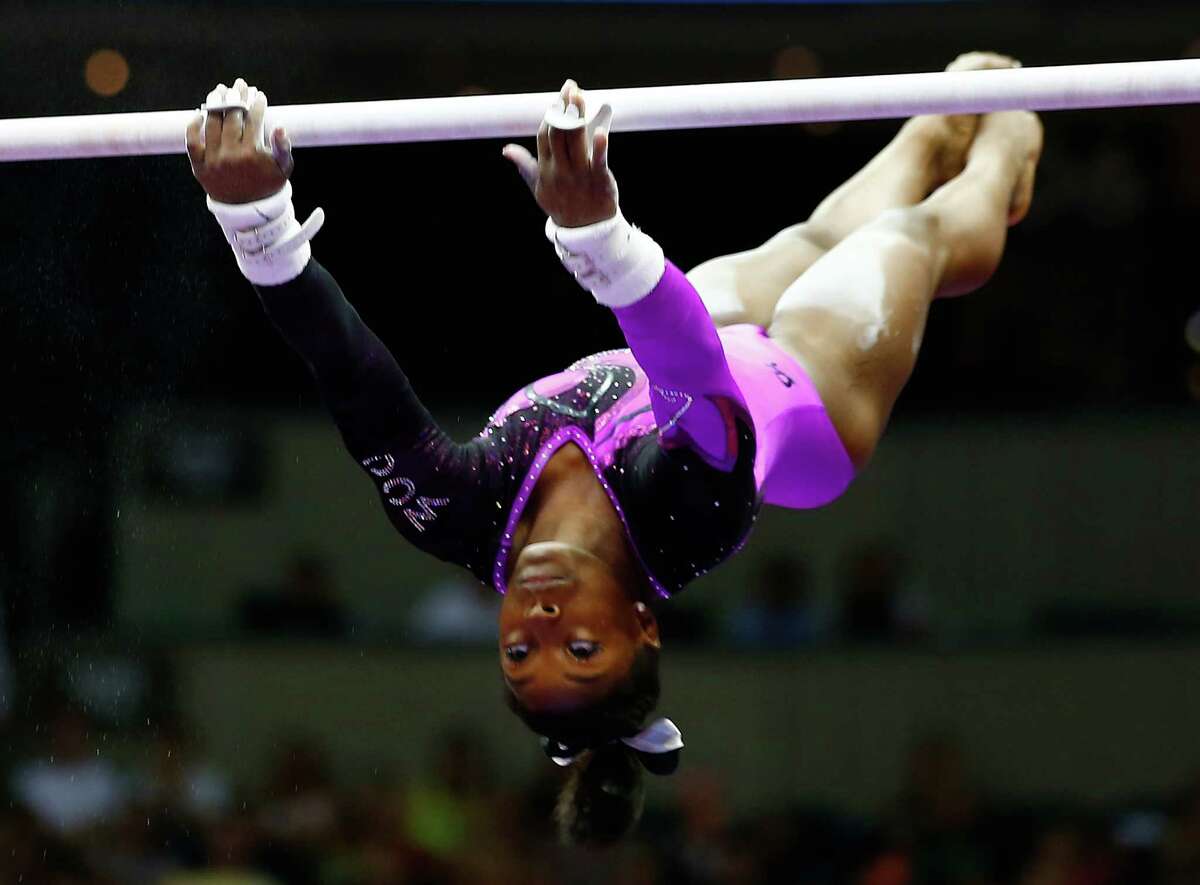 Biles dominates field en route to all-around title