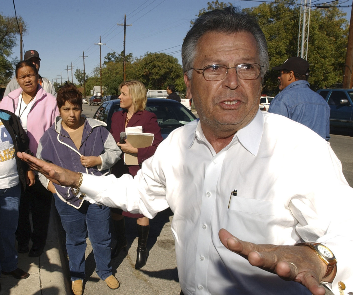 Funeral for Elmendorf police chief scheduled