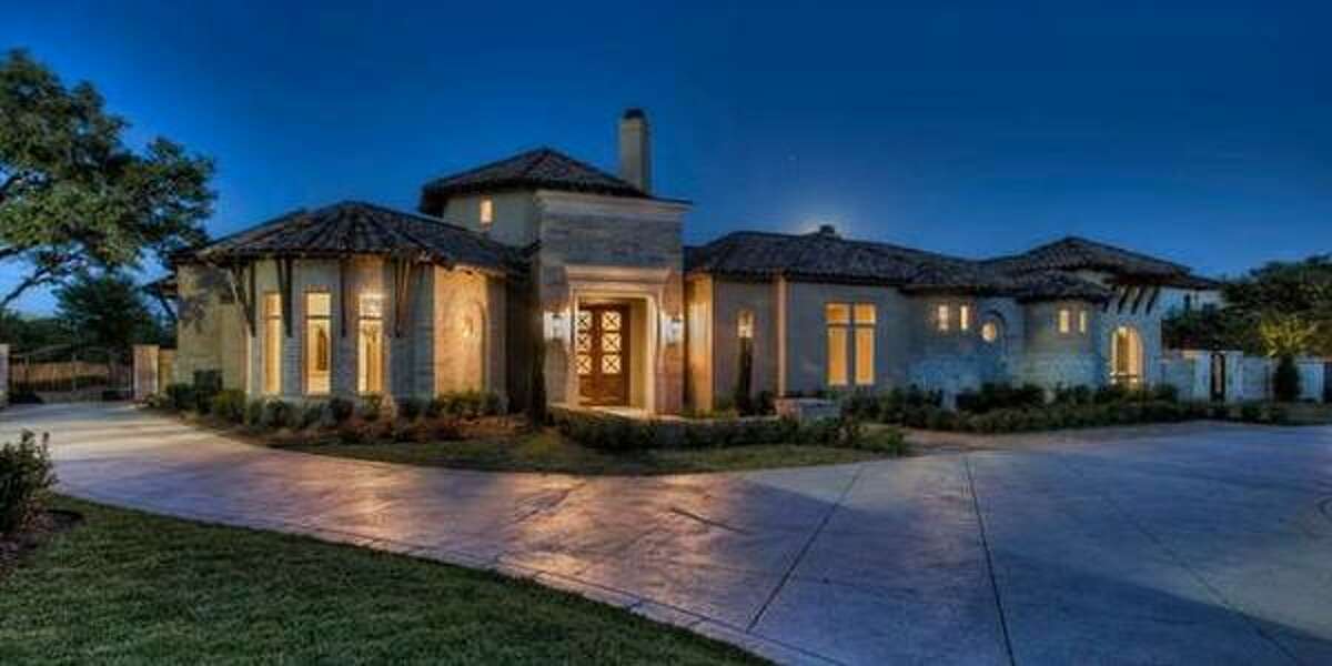 San Antonio homes with luxury pools