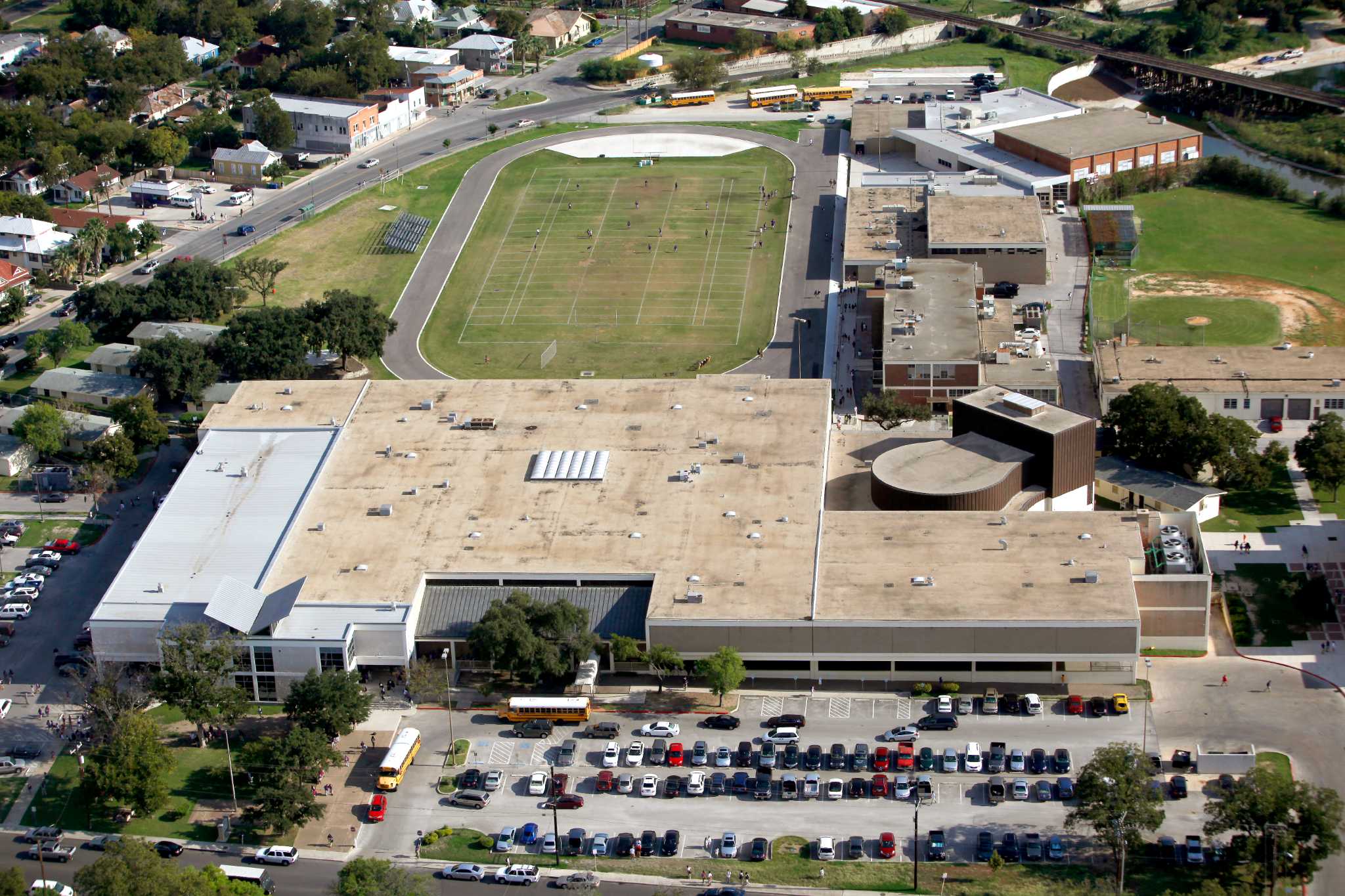 30 San Antonioarea high schools with the highest 'smart' scores