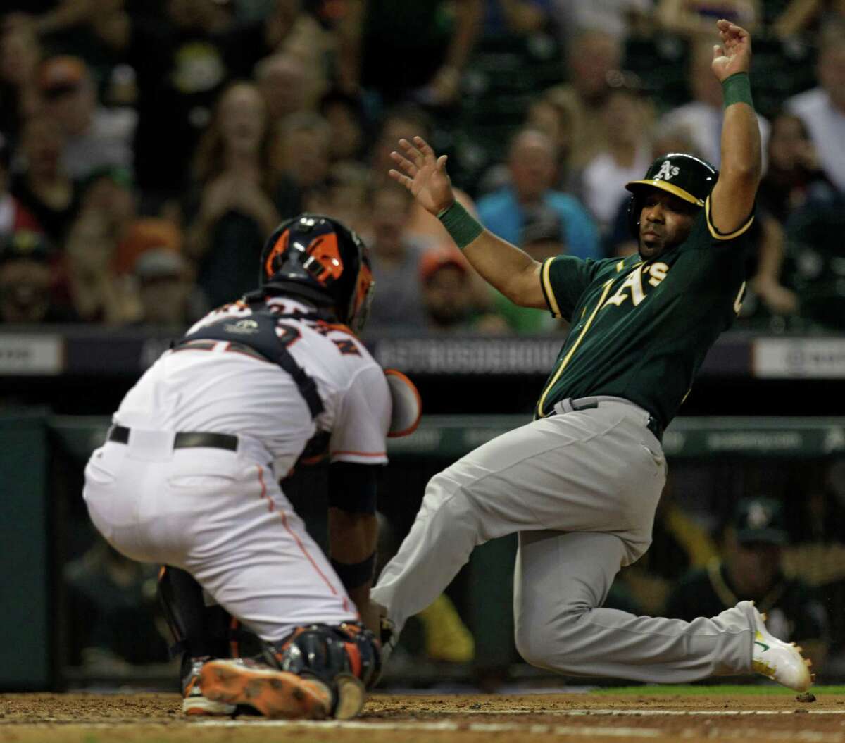 Peacock effective, but As rally past Astros