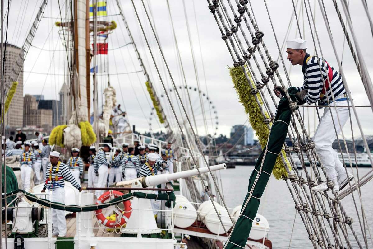 Mexican navy tall ship arrives in Seattle