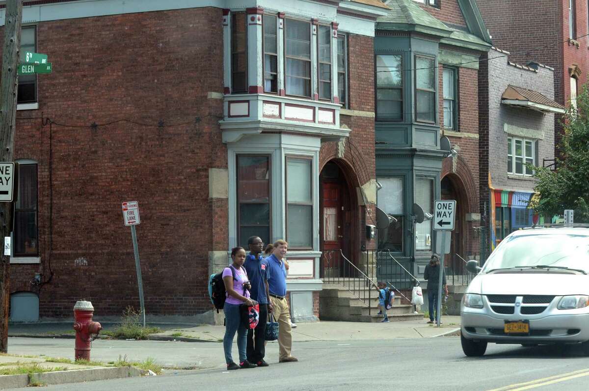 More cops to take aim at violent Troy streets