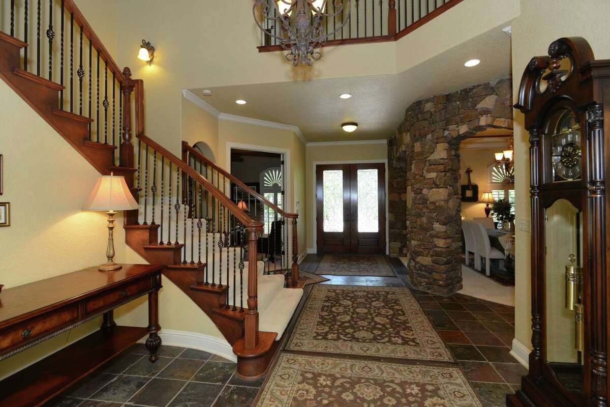 OneofaKind Home in Timberwood Park