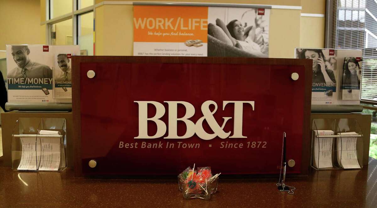 BB&T to buy 11 Citibank branches in Houston, 30 others in Texas
