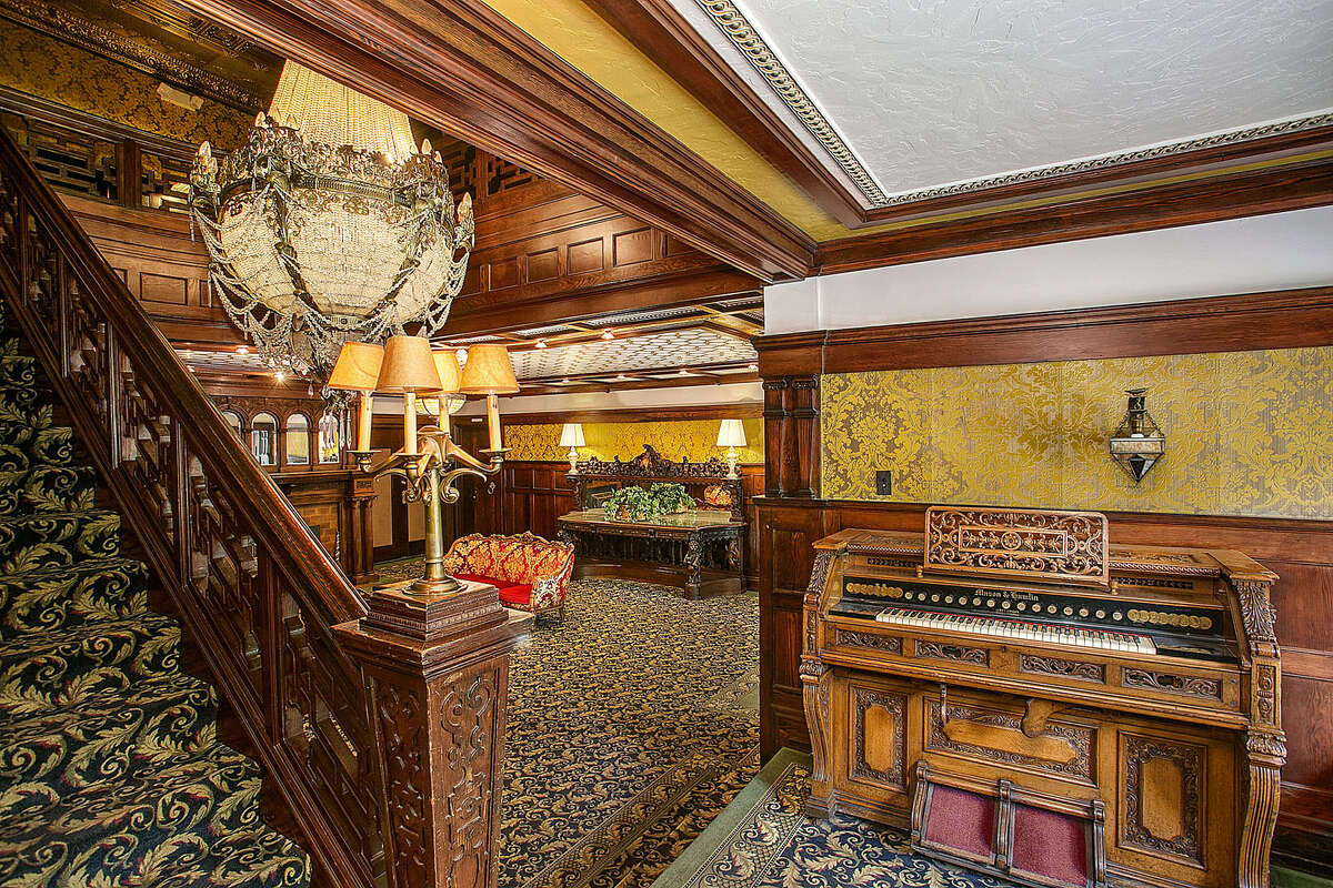 Apartment building was once Seattle's grandest mansion