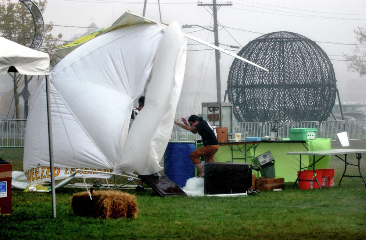 Trees Uprooted Power Kod As Storms Wallop Fairfield