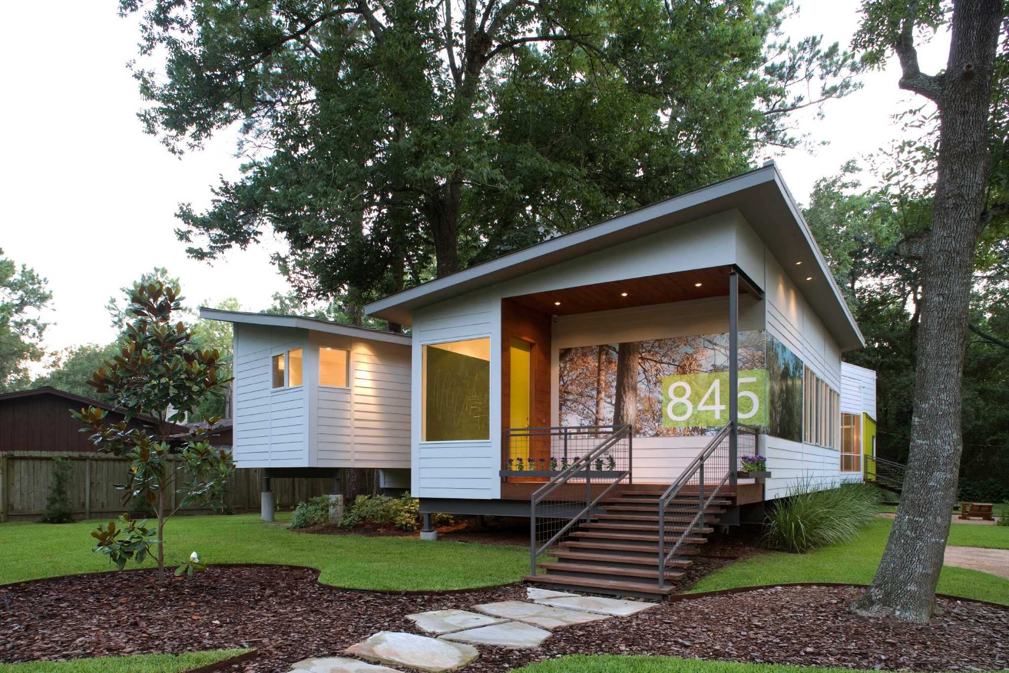 Sleek Houston homes on Modern Home Tour