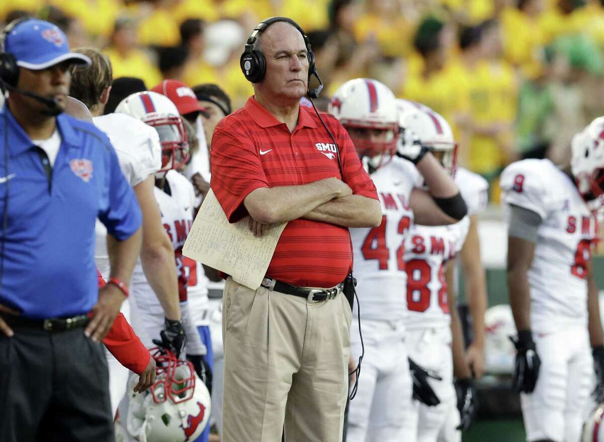 June Jones, who in 2009 took SMU to its first bowl game in 25 years, stepped down Monday. “I have some personal issues I have been dealing with, and I need to take a step away,” he said.