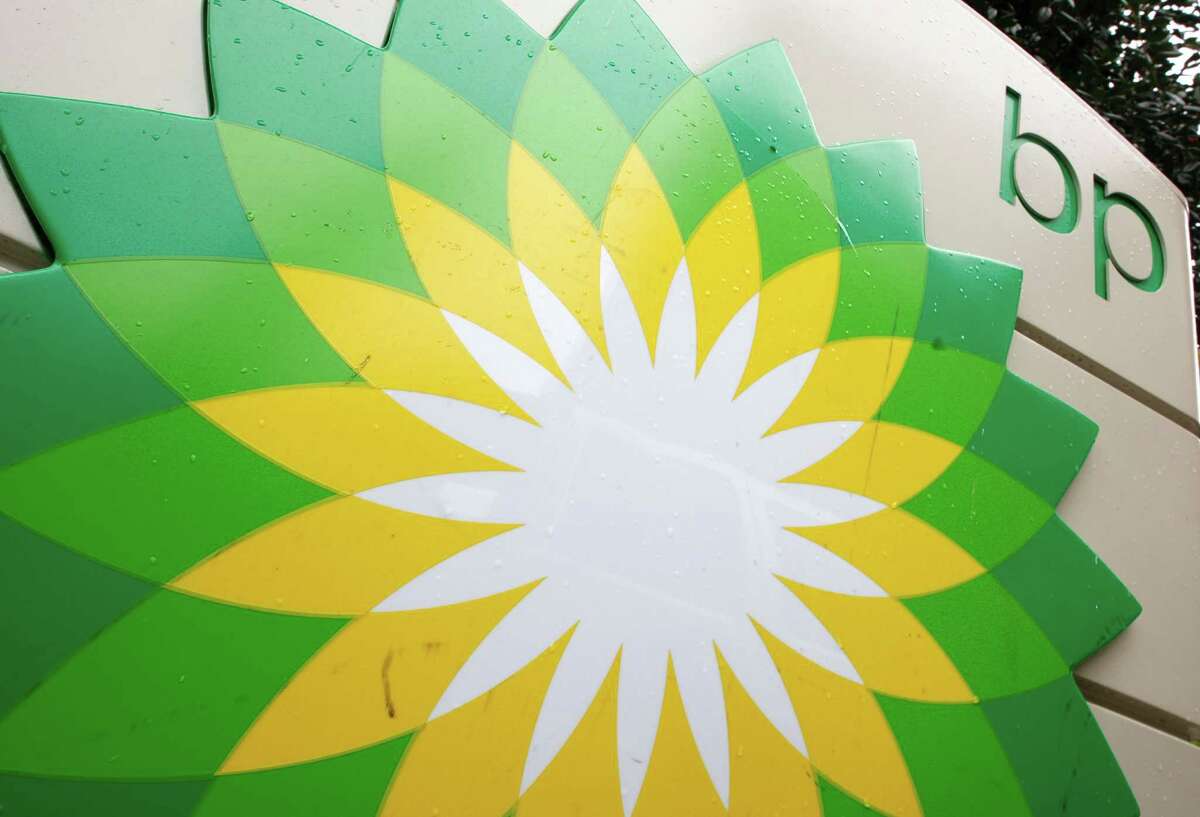 The British government says BP is being forced to pay parties who weren't injured by the 2010 oil spill in the Gulf of Mexico.﻿