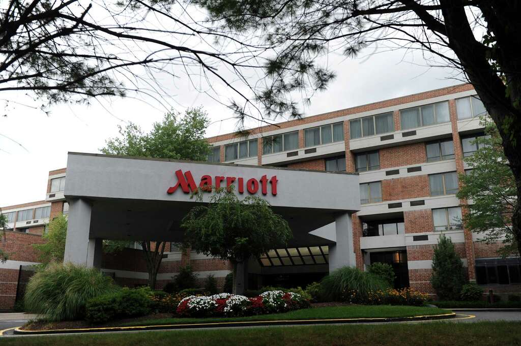 Hotel Living While Attending Sacred Heart University Connecticut Post 150 Sacred Heart University Students Are Being Housed At The Trumbull Marriott This Semester Due To
