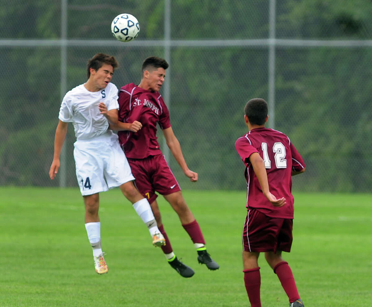 Staples boys soccer opens with shutout of St. Joseph