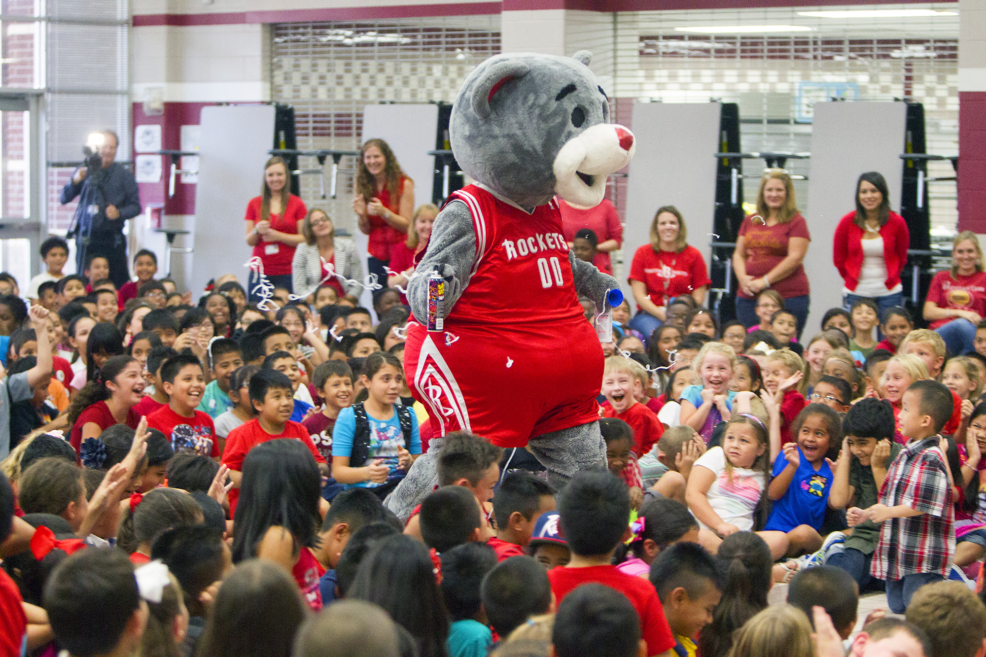 Rockets to hold open auditions for 'Clutch the Bear' mascot