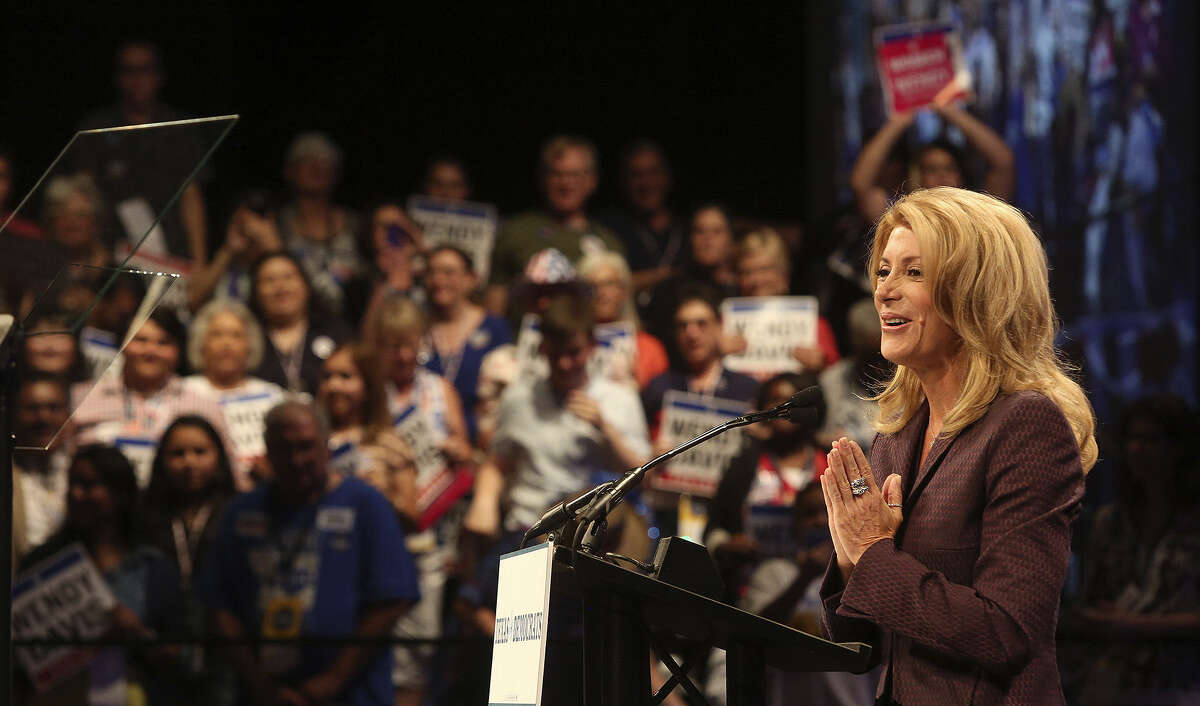 In her memoir, “Forgetting to be Afraid,” Democratic gubernatorial candidate Wendy Davis described the end of what she called much-wanted pregnancies.