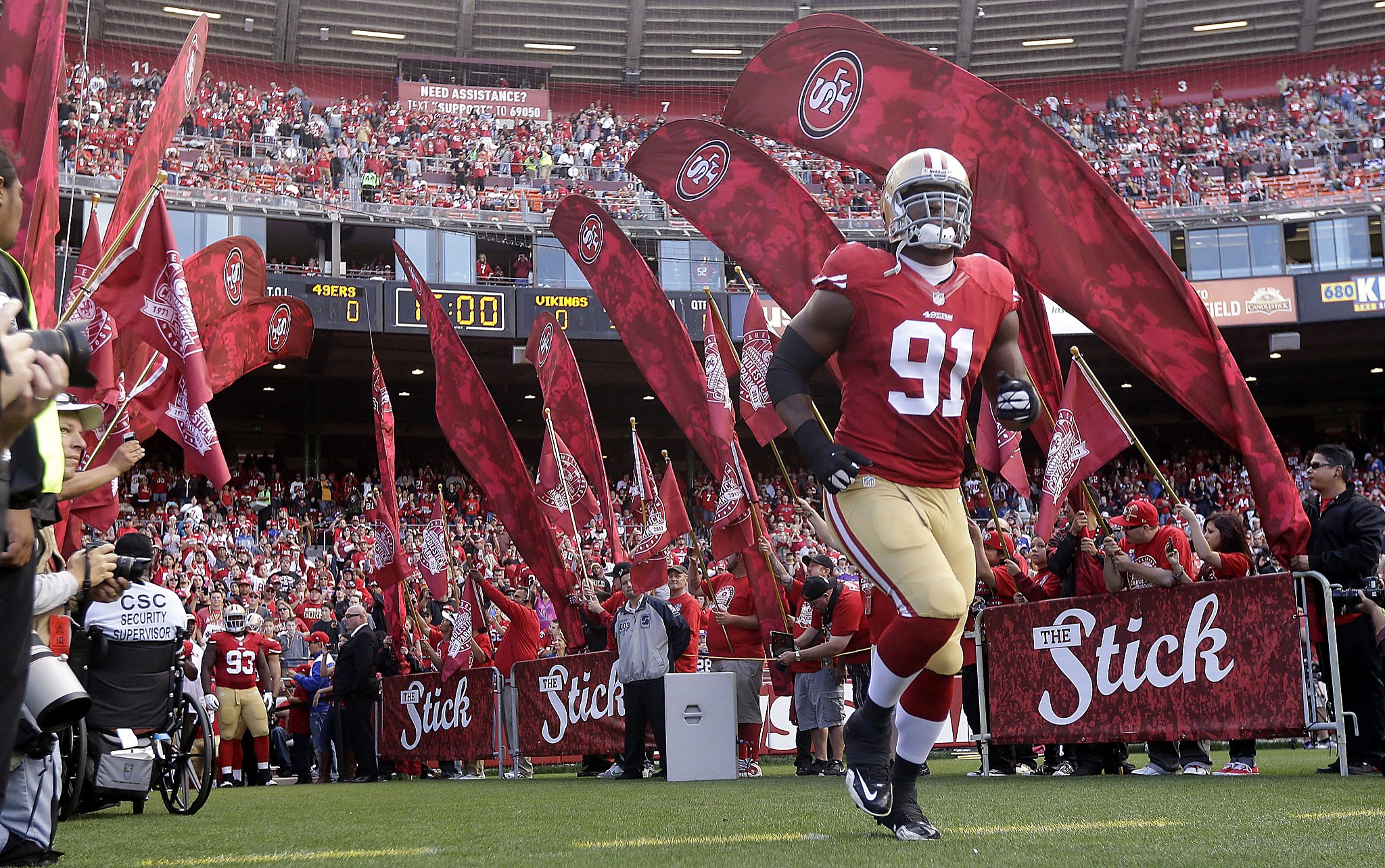 49ers' Aldon Smith denies report he was drinking with Ray McDonald (w/video)