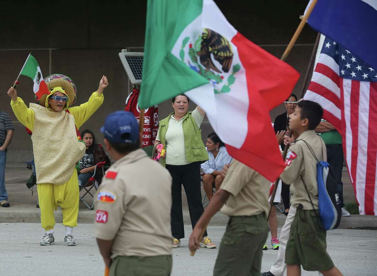 Fiesta Patrias International Parade