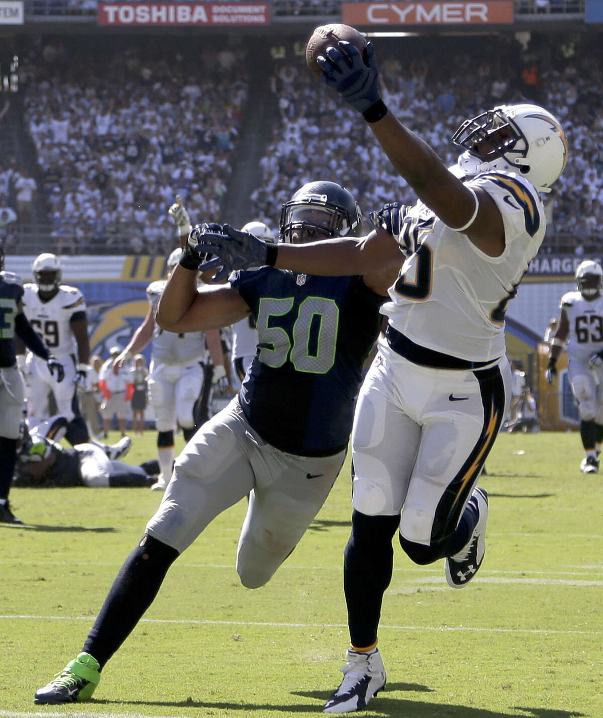 Chargers upset defending champ Seahawks