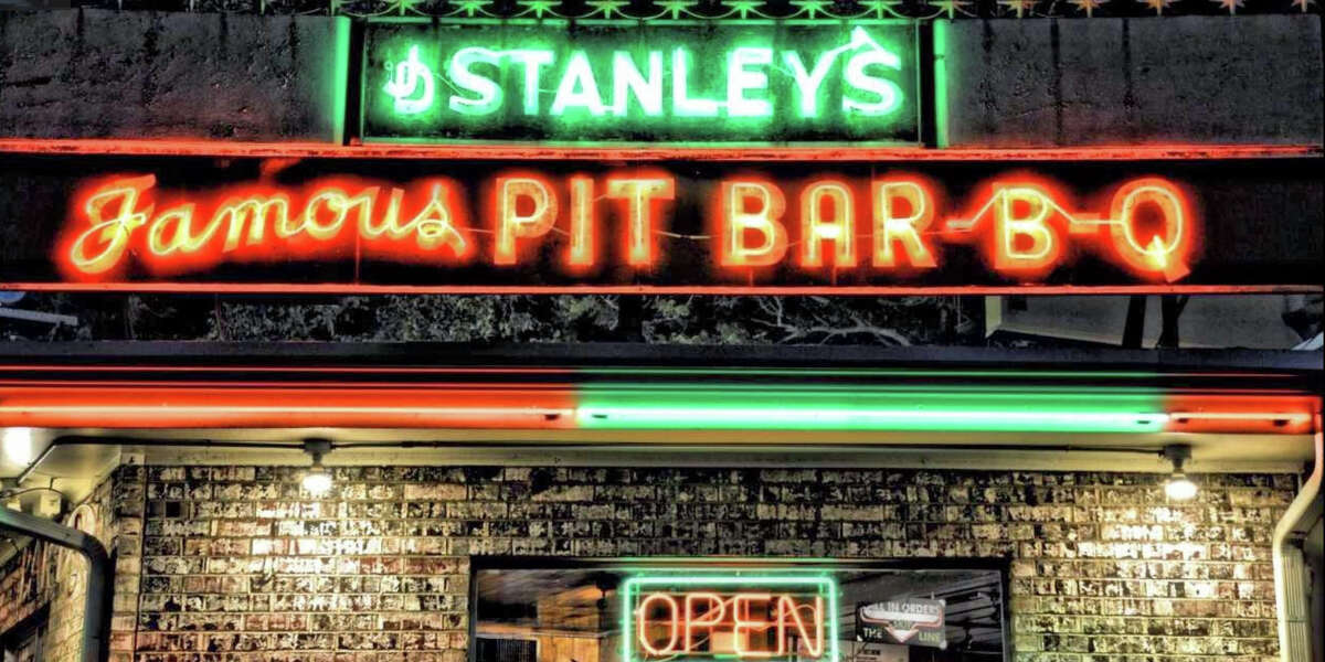 Stanley's Famous Pit Bar-B-Q Located in Tyler, this mom-and-pop joint has served barbecue for over 50 years. The restaurant prides itself in having over 65 bourbons and Texas craft beer options. Also, the restaurant hosts live music daily. 