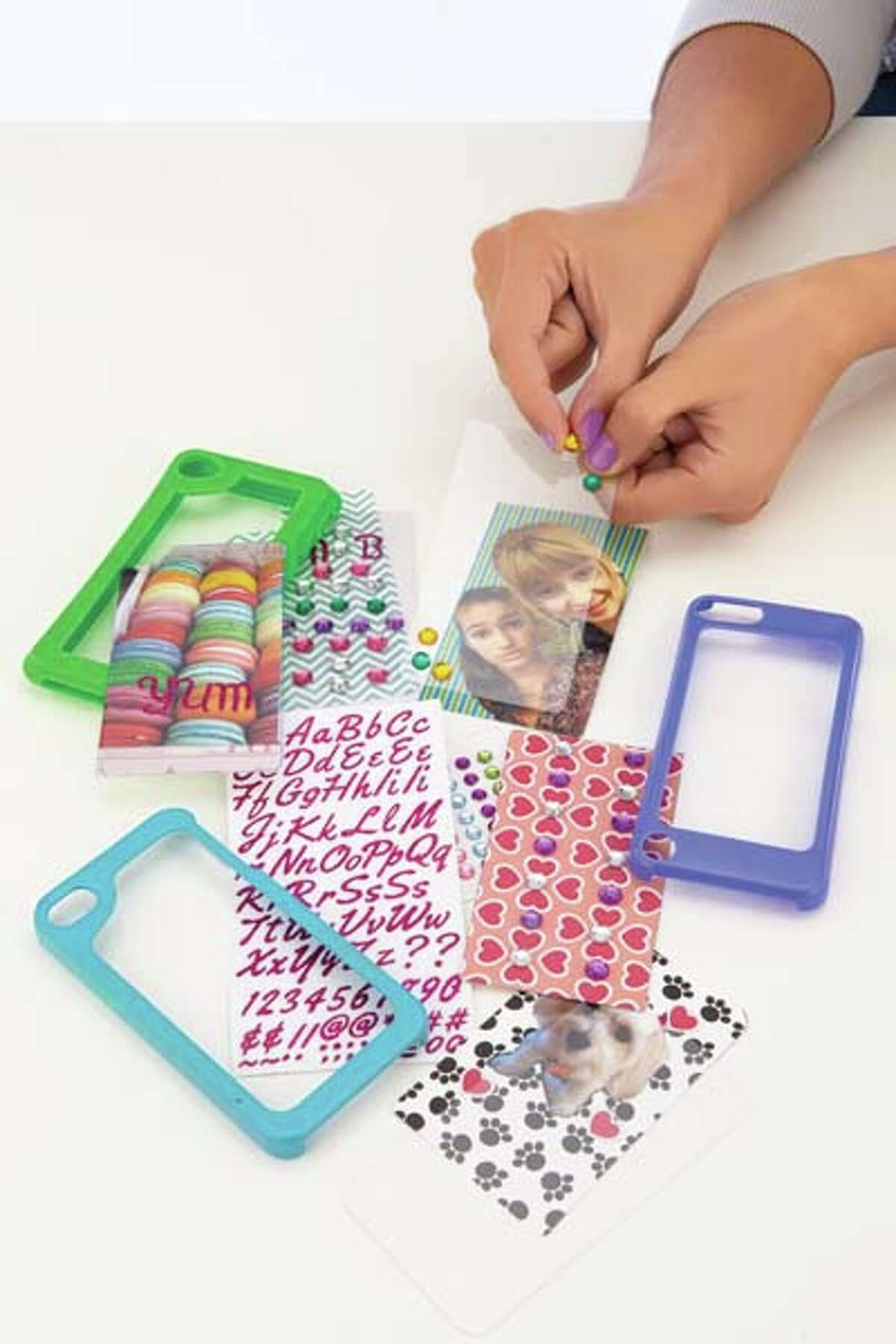 Maya Group Make Your Case Cell Phone Cover Kits $24.99