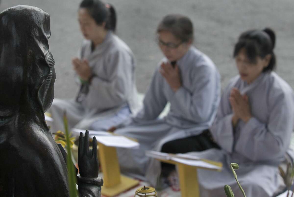 Buddha seems to bring tranquility to Oakland neighborhood