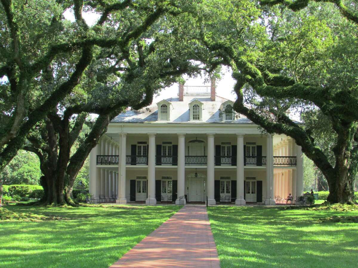 It's easy to see how Oak Alley Plantation got its name when you look at the approach to the majestic home surrounded by oak trees.