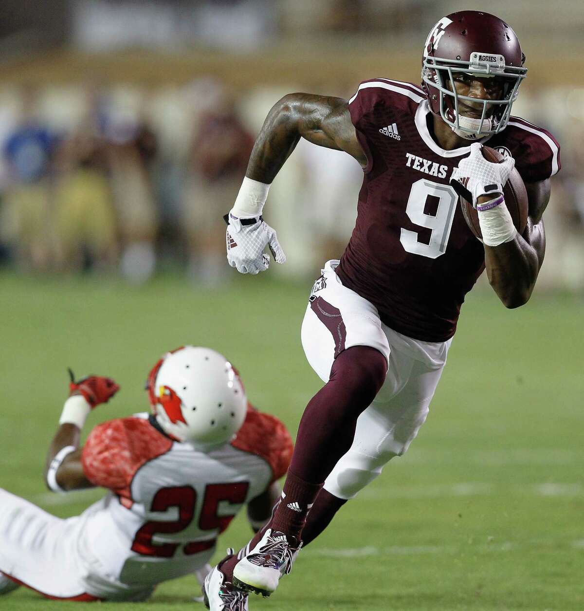 Why wide receiver Ricky Seals-Jones is the Aggies veteran to watch