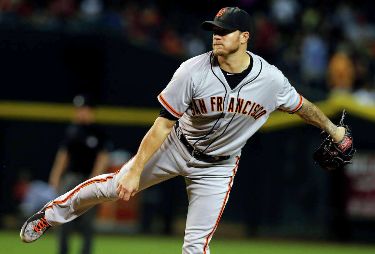 Jake Peavy again delivers for Giants