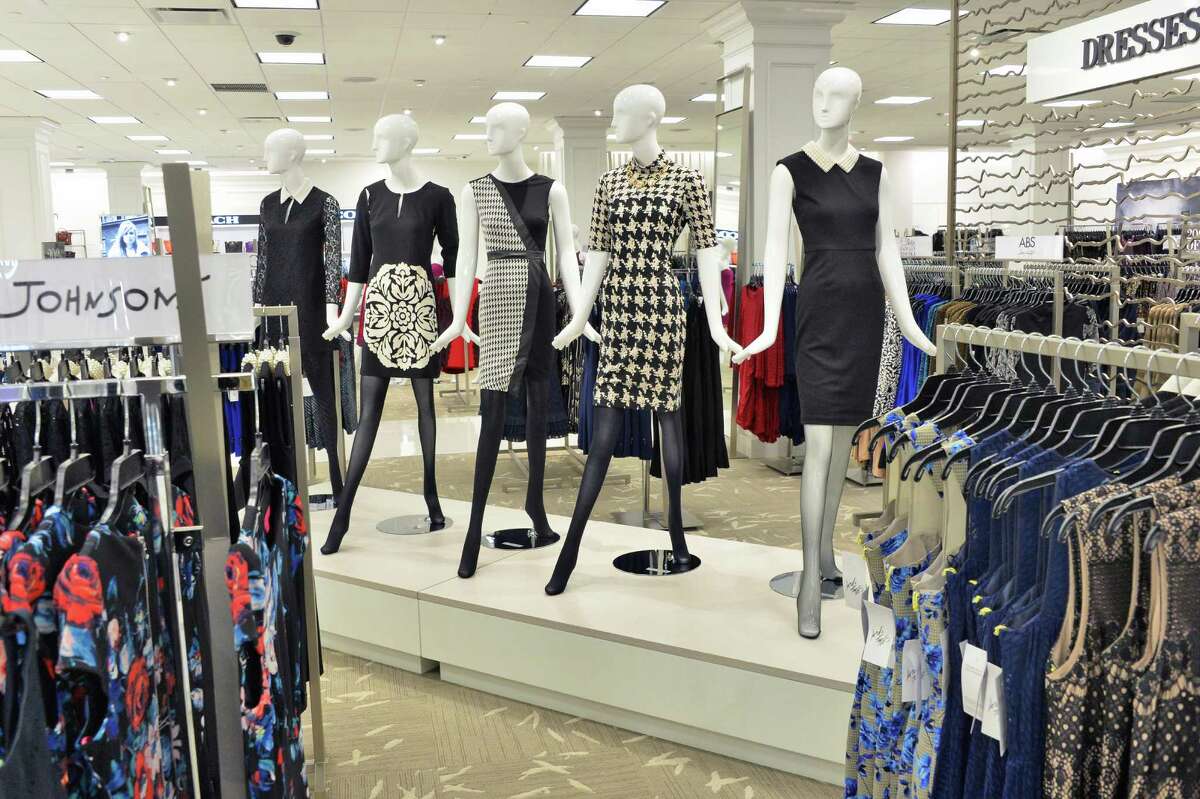 Lord & Taylor returns with a flourish