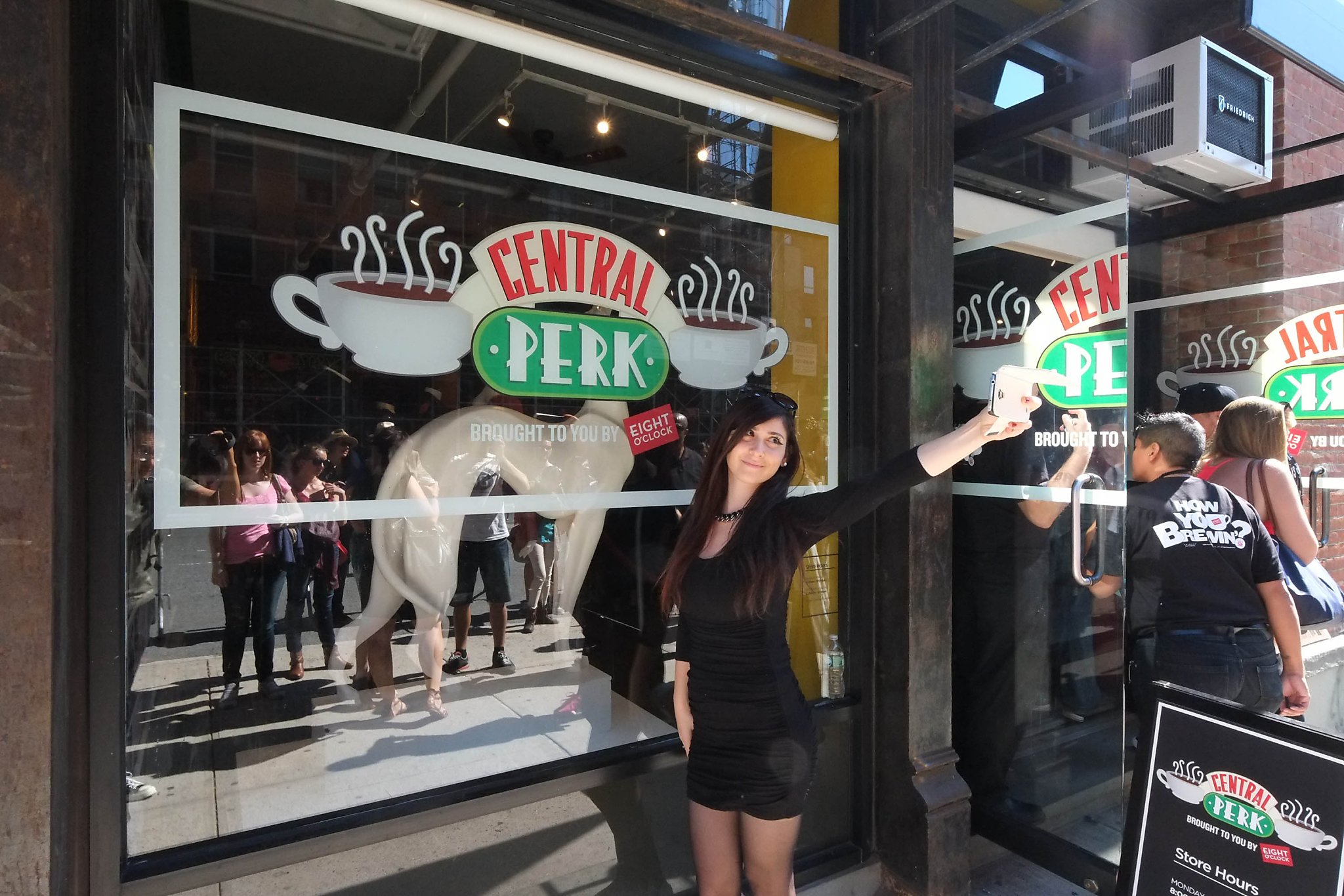 Central Perk' Coffee Shops May Finally Become an NYC Reality