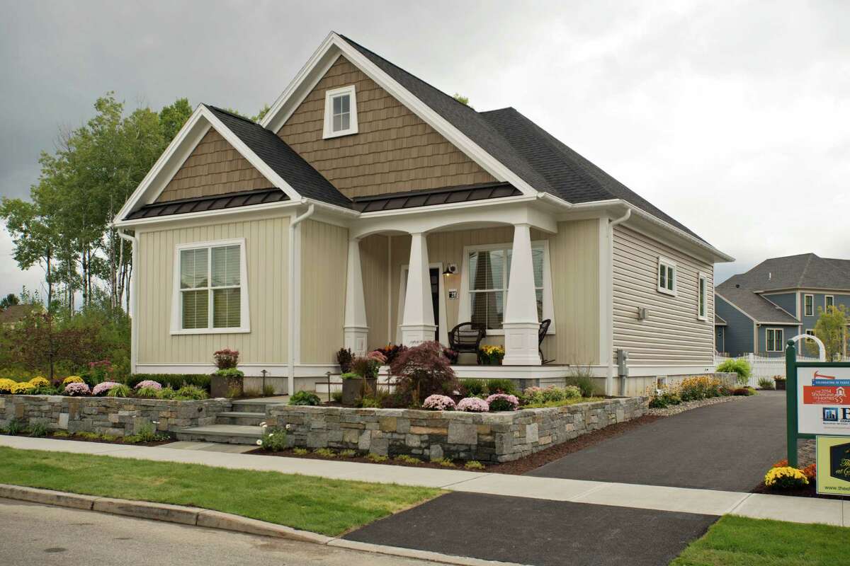 Tour of Saratoga homes starts this weekend