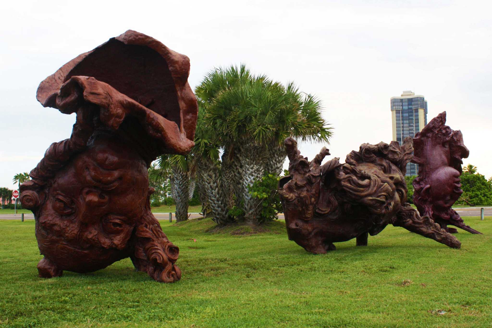 Giant head sculptures greet South Padre tourists
