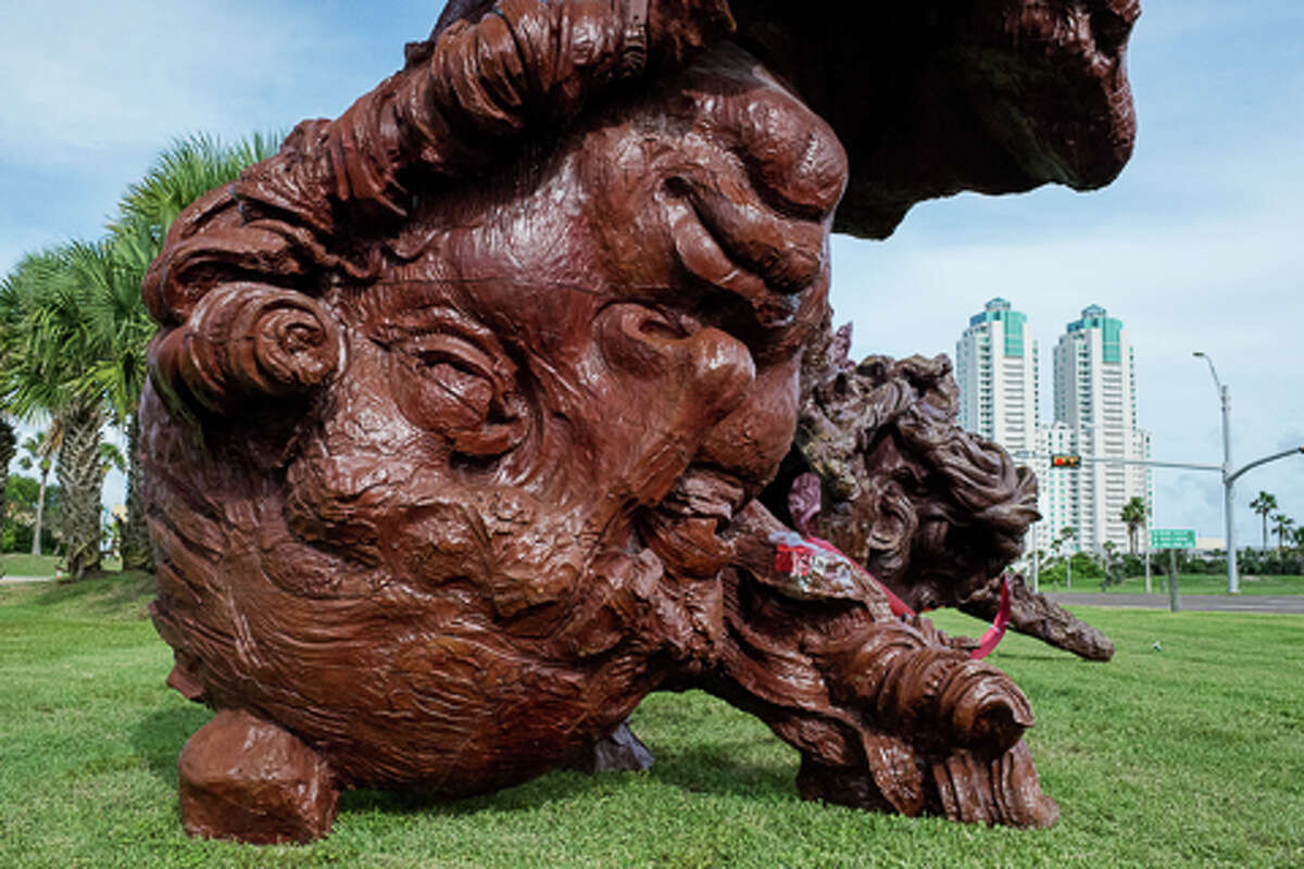Giant head sculptures greet South Padre tourists