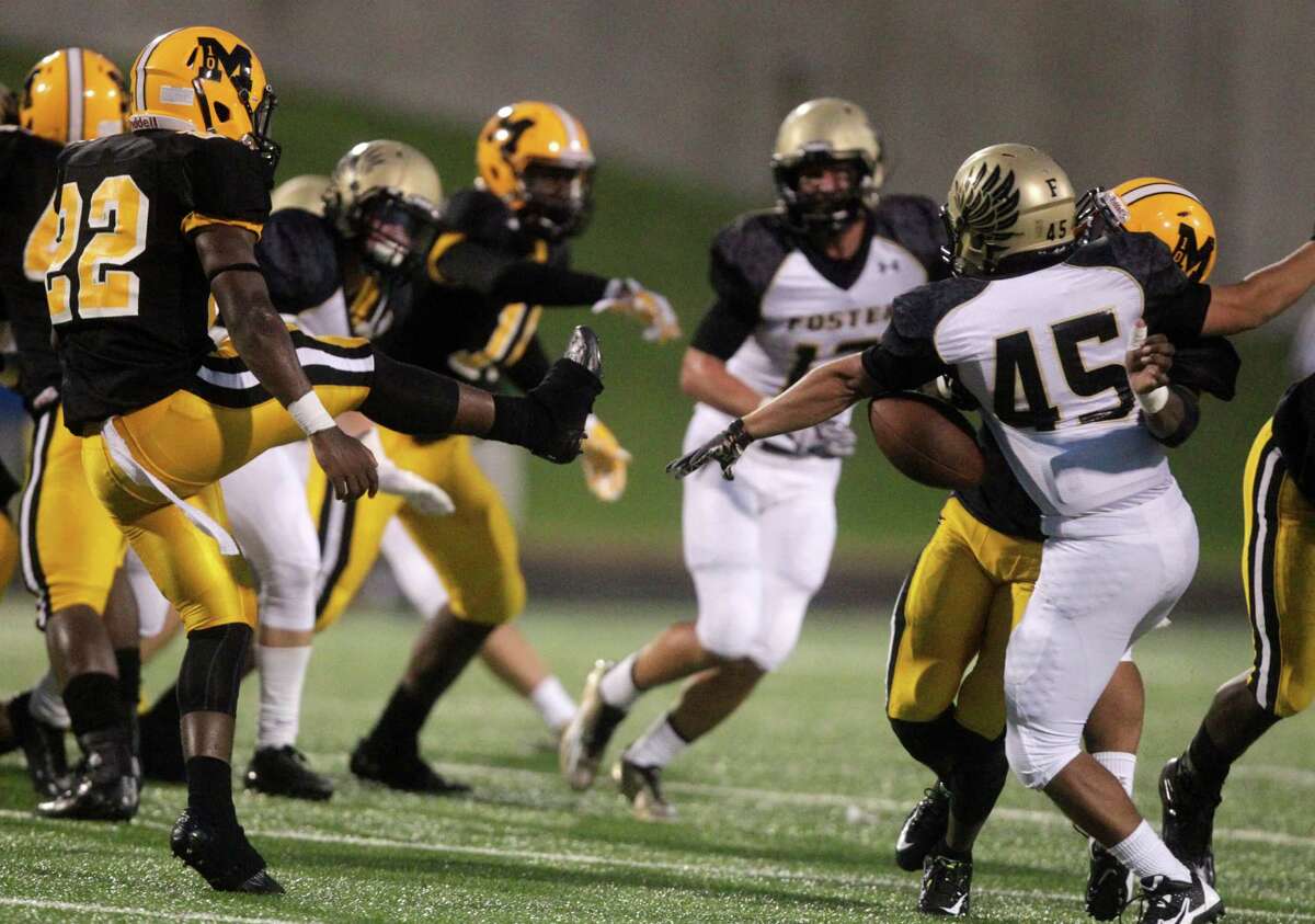 After slow start, Foster runs over Fort Bend Marshall