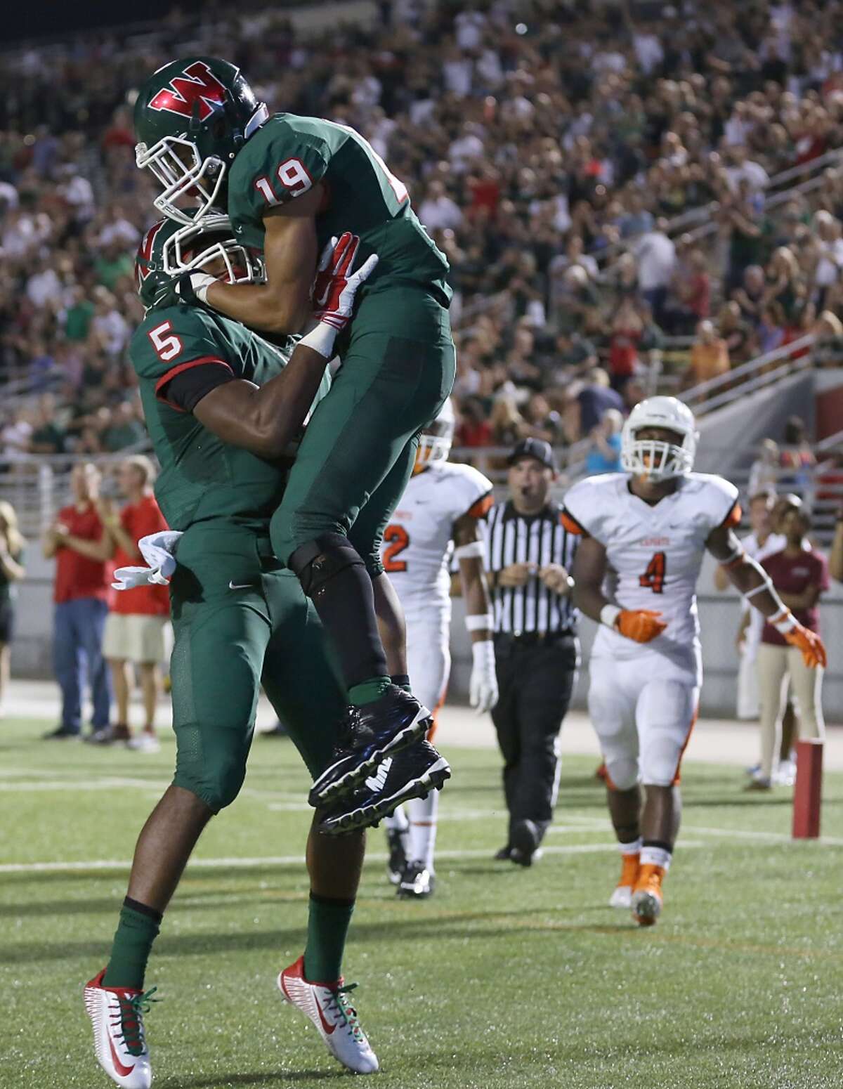 The Woodlands Encounters Little Resistance From La Porte