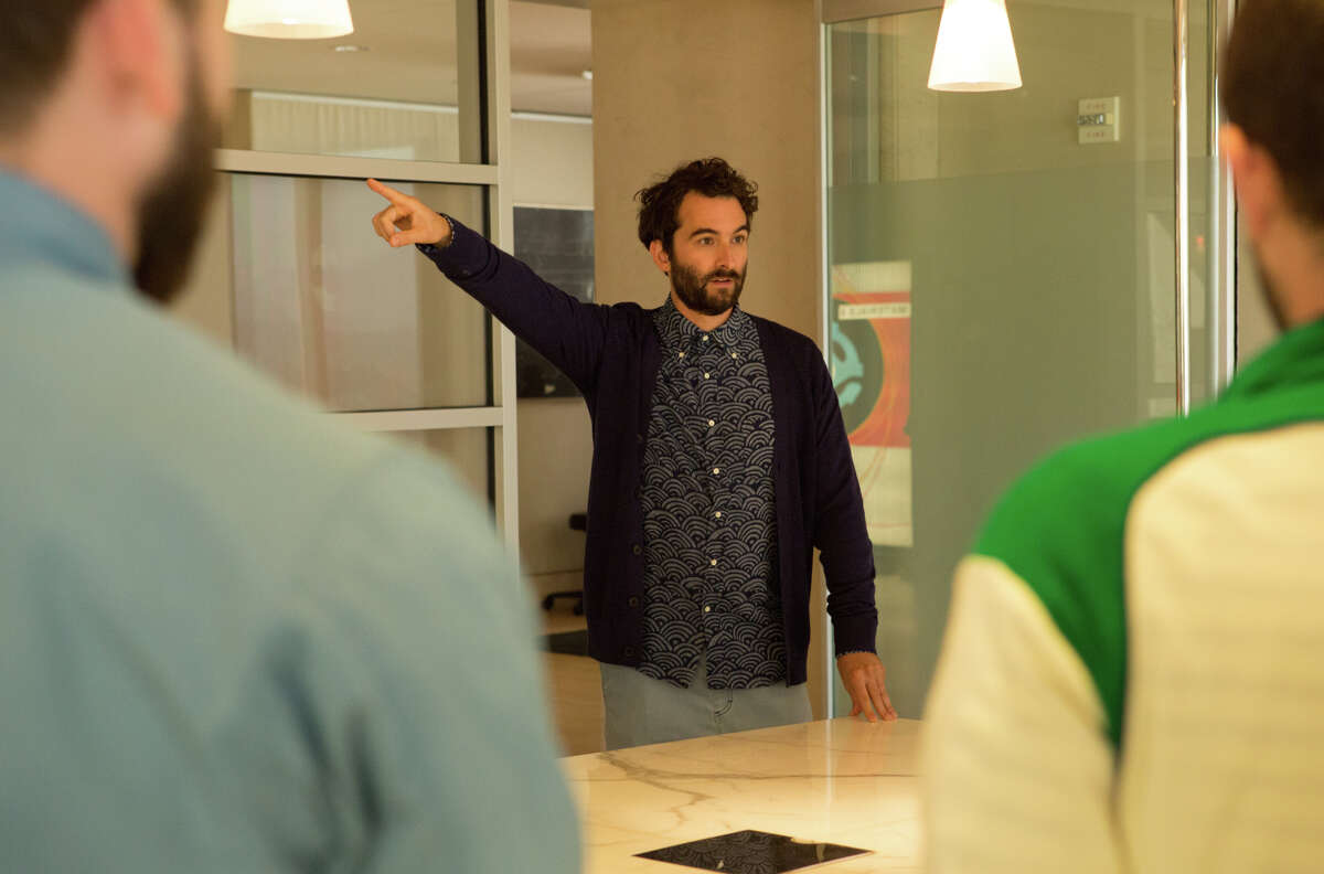 Josh Pfefferman (Jay Duplass), a record producer, is on the verge of finding out some stunning family news in “Transparent.”