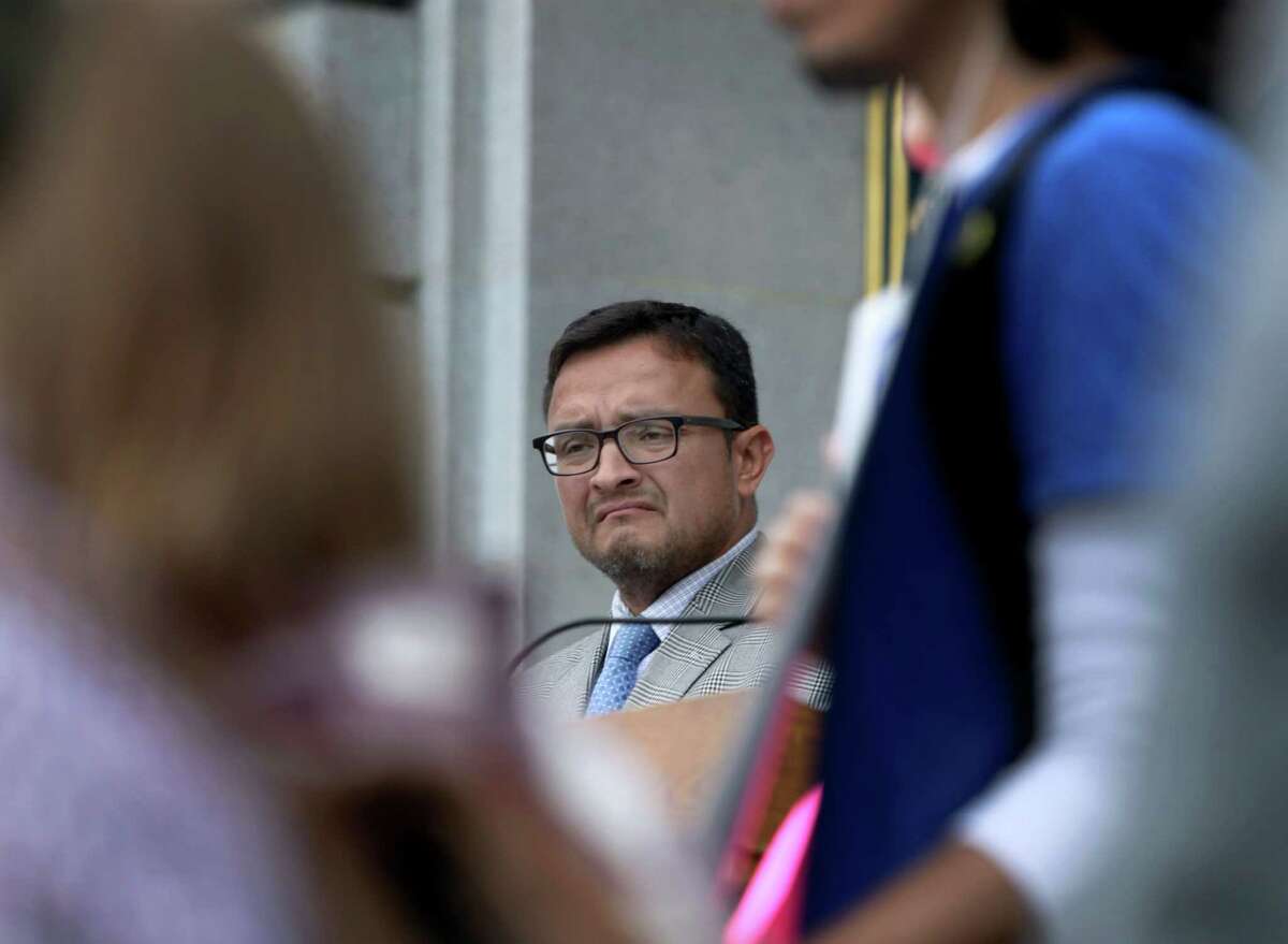 S.F. Supervisor David Campos wants to make equal pay a law