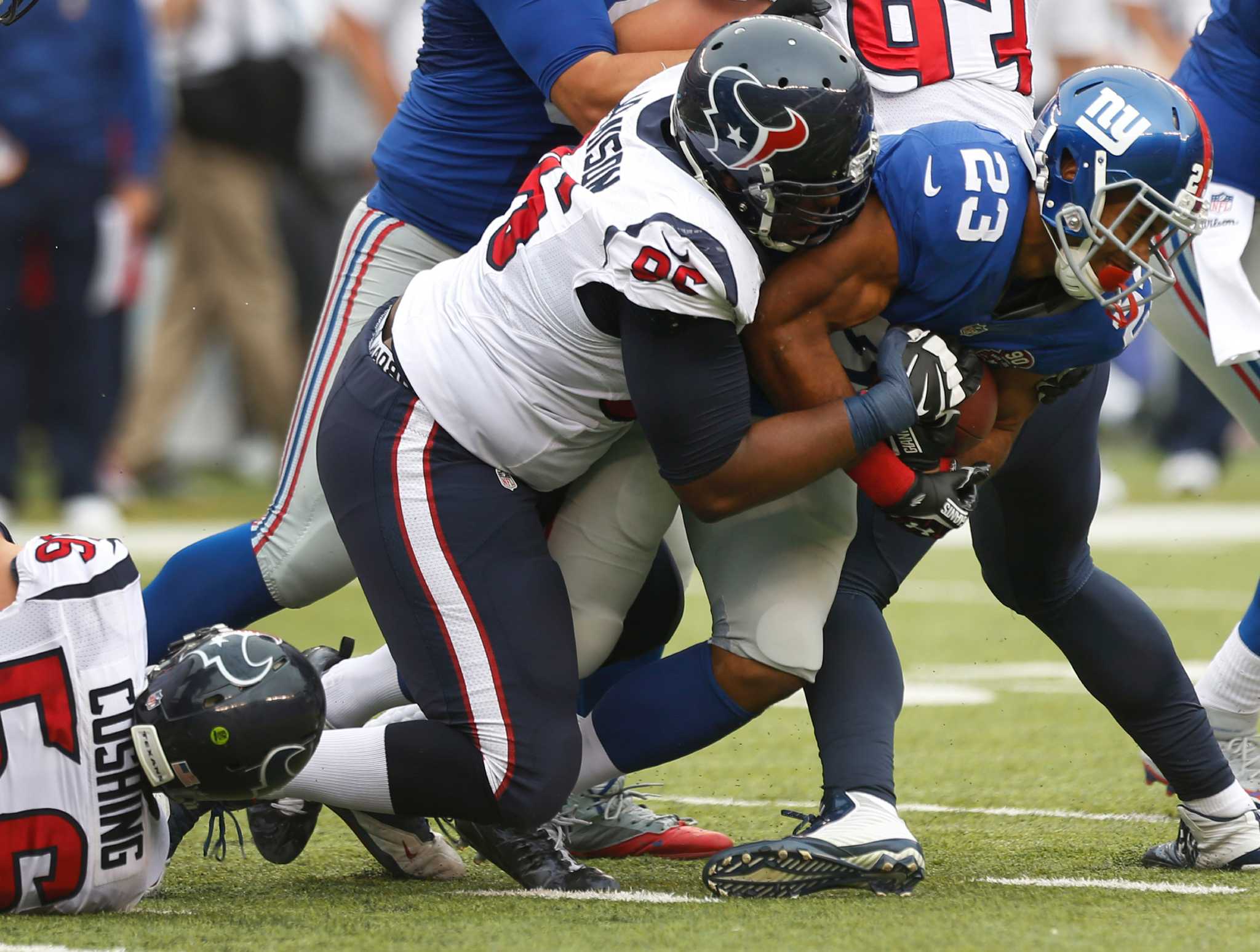 Jennings rushes for 176 yards, Giants beat Texans