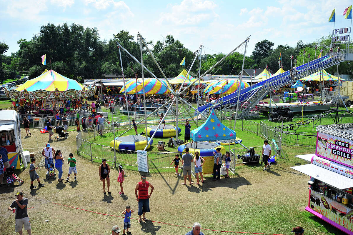 Groves Hosts Annual Pecan Festival