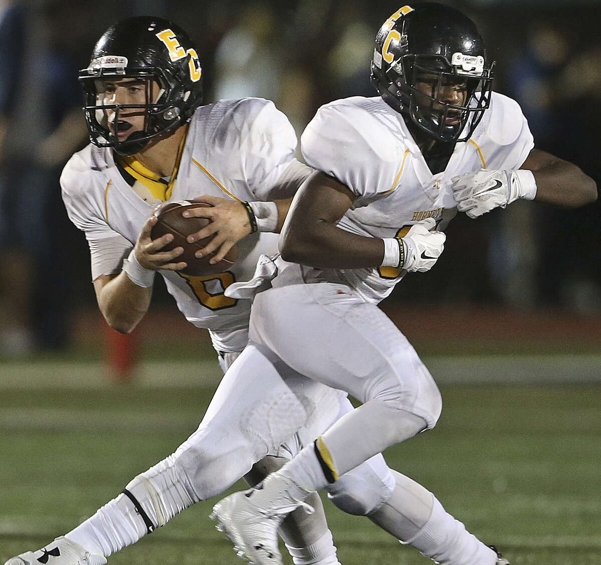 Hornet quarterback Justin Upshaw Mendoza (left) and running back Jauwan Hall hope to help the team bounce back when East Central faces Del Rio this week.