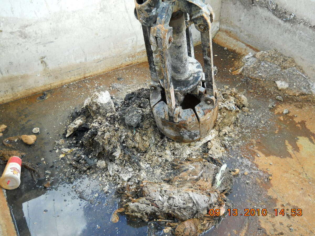 'Flushable' wipes clogging San Antonio sewers