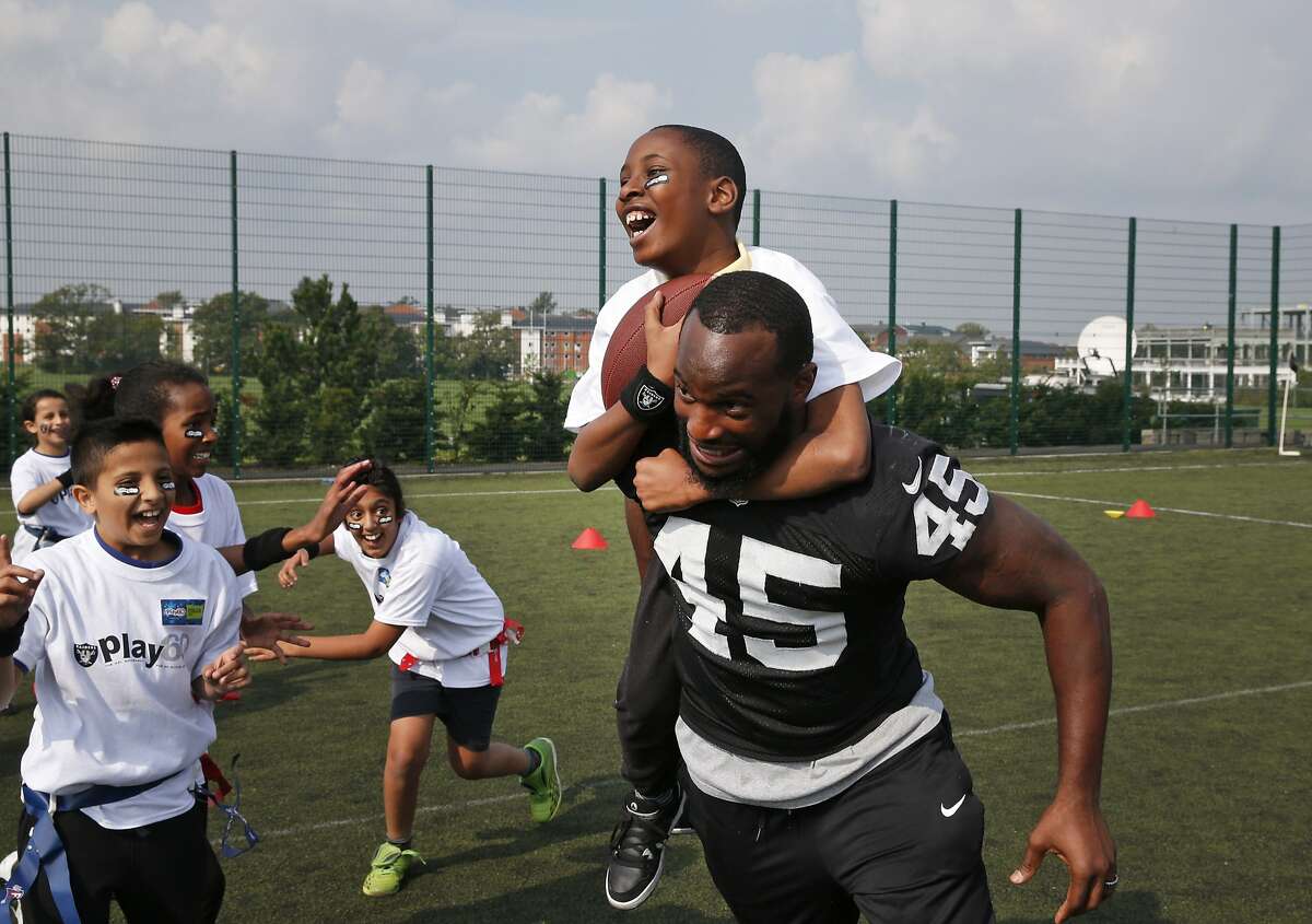 marcel reece raiders jersey