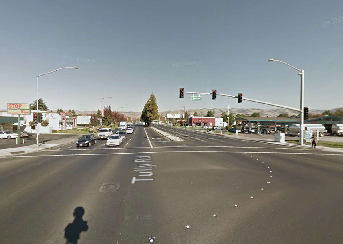 Pedestrian struck and killed on Tully Road in San Jose