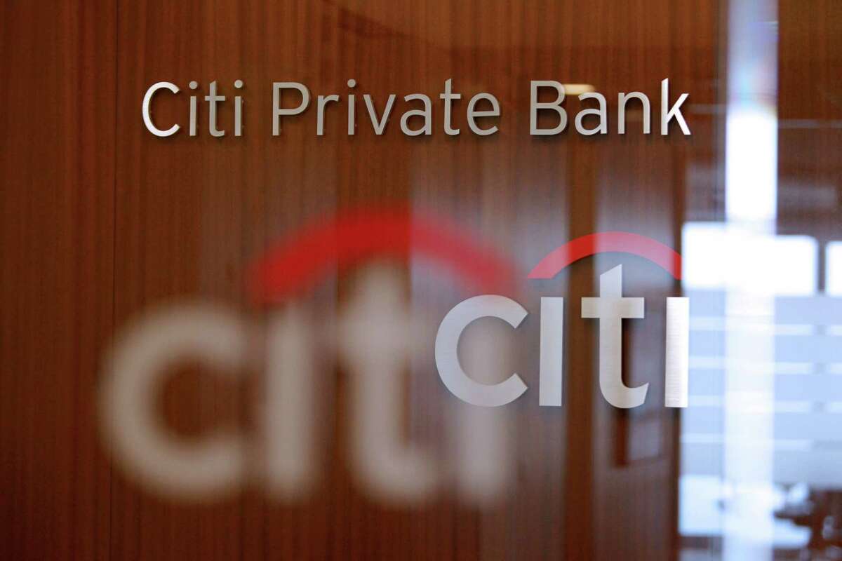 As it slims down on the retail side, Citi focuses on the ultrarich