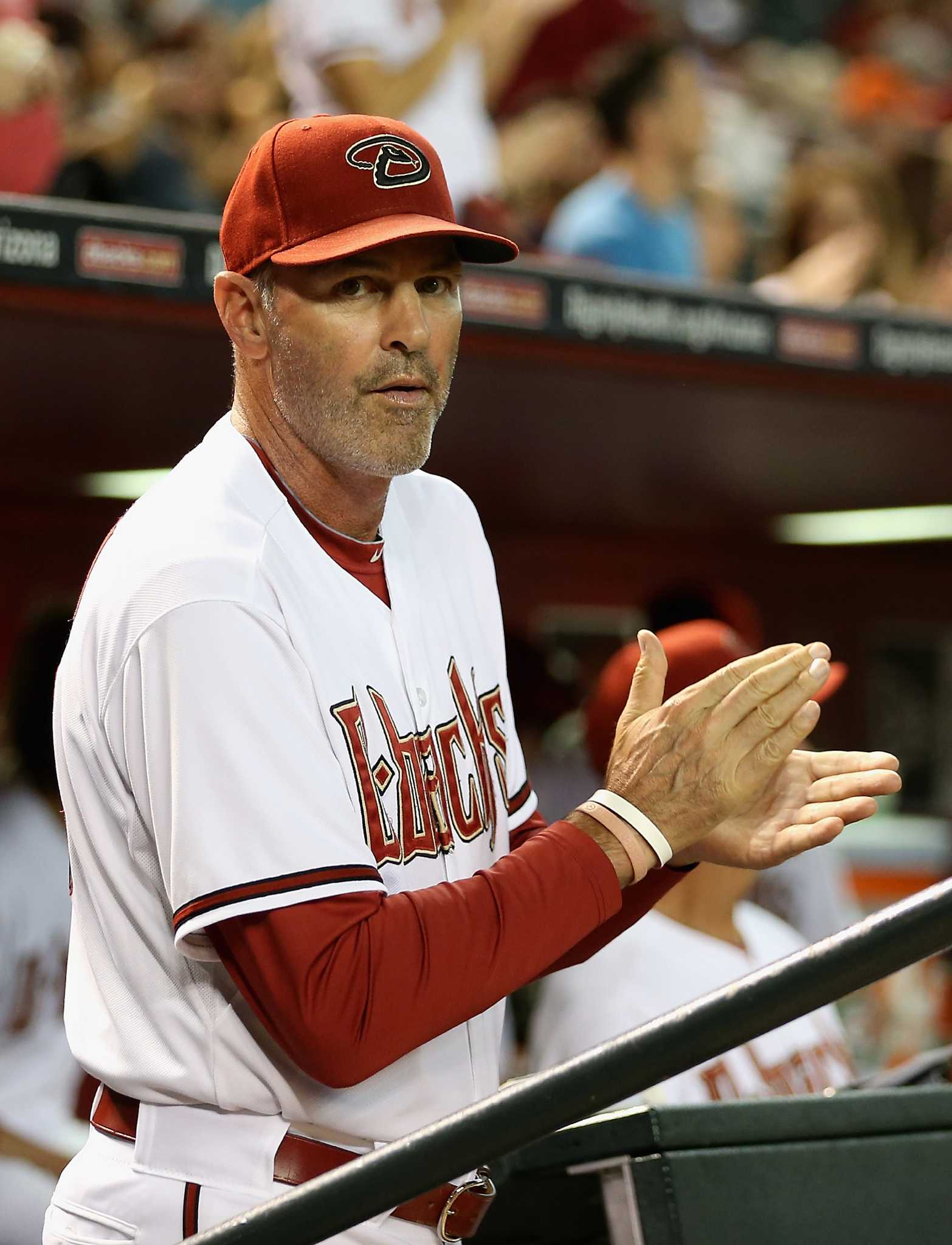 Diamondbacks fire manager Kirk Gibson