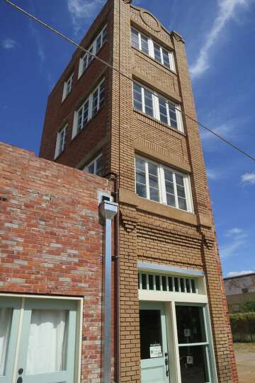 A Tall Story In Wichita Falls Built The World S Littlest