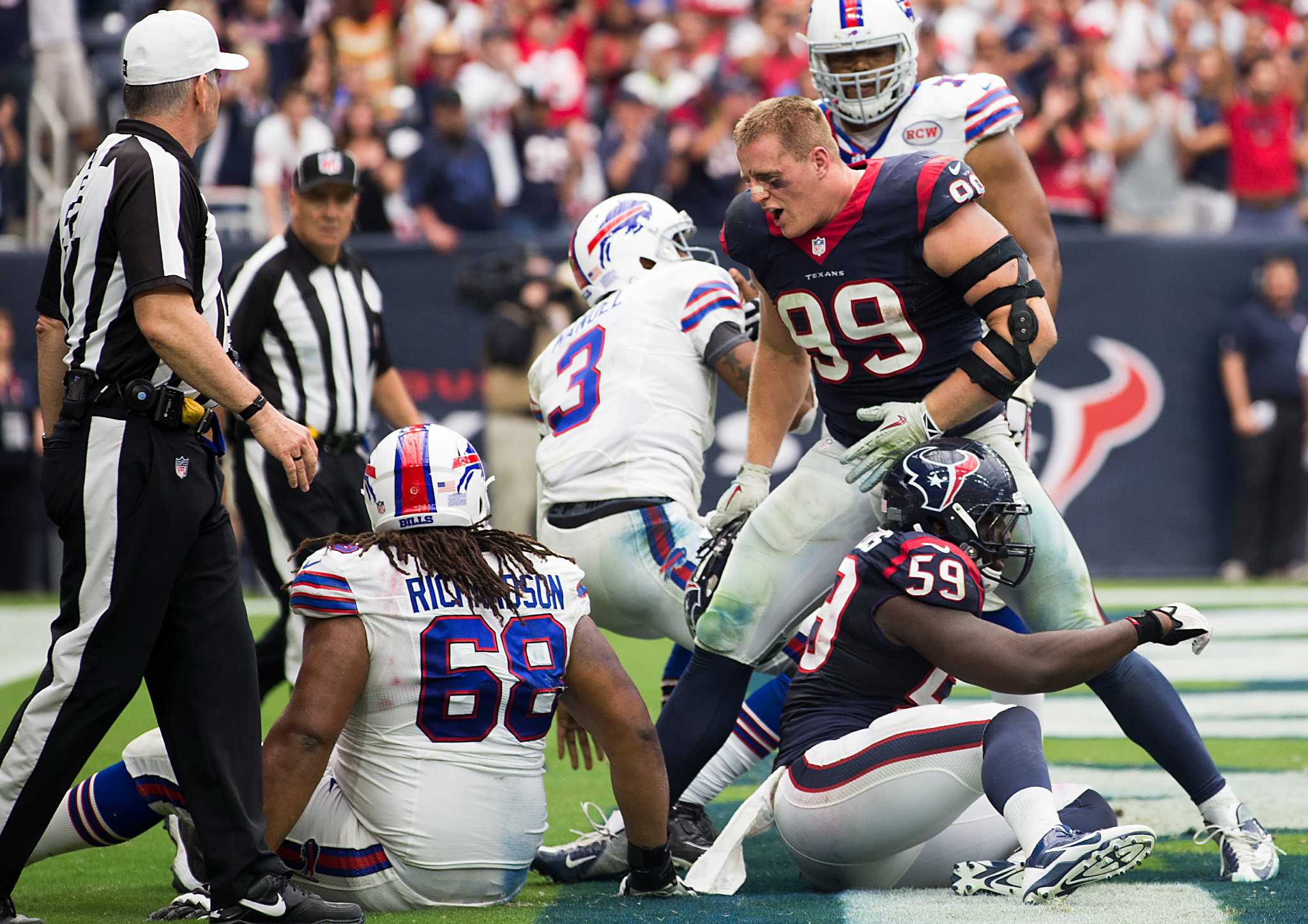 Brian Cushing - Texans Awesome pic! Can't get enough of him