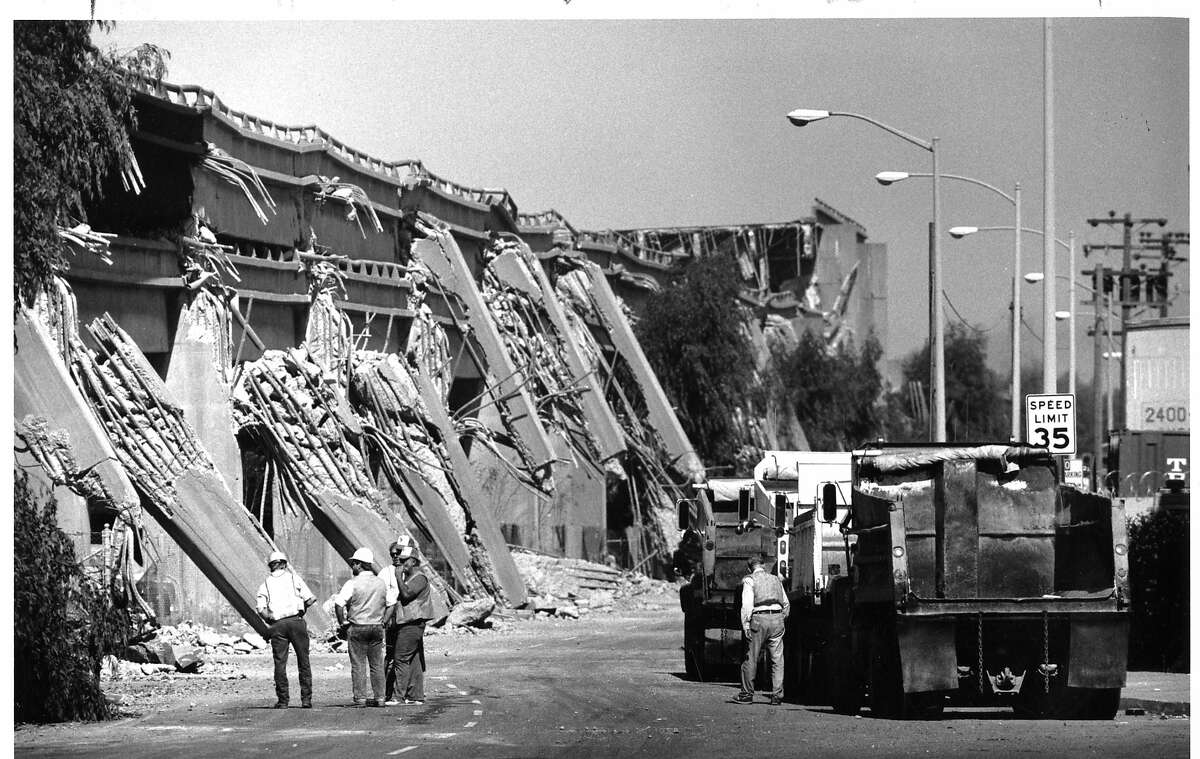 Cypress structure of Highway 880 in Oakland collapsed during the Loma Prieta earthquake in 1989.