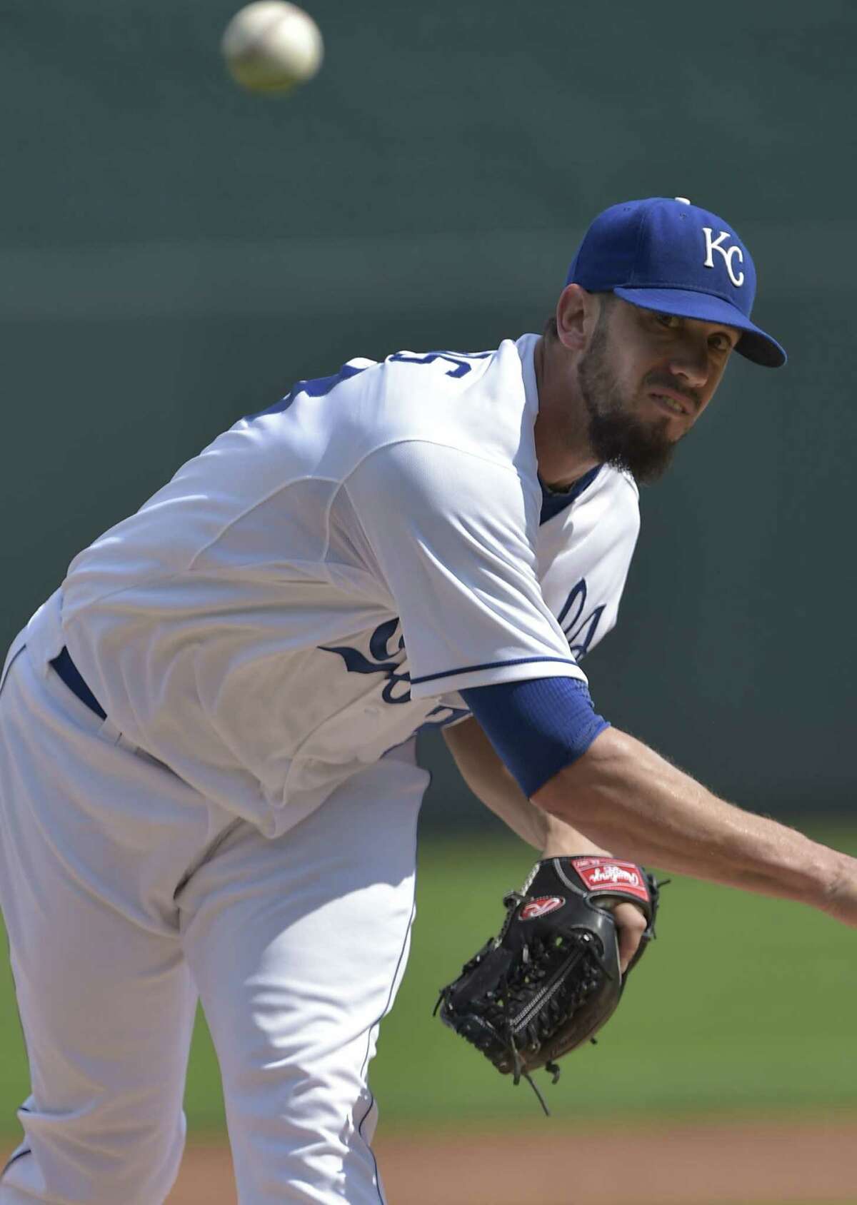 James Shields throws out first pitch on Rays Opening Day 2023